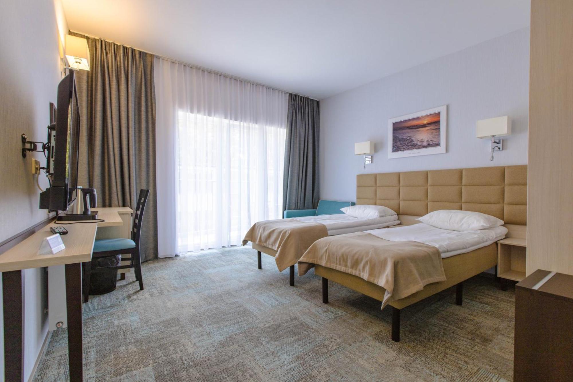 Waterside Resort Darlowko Buitenkant foto