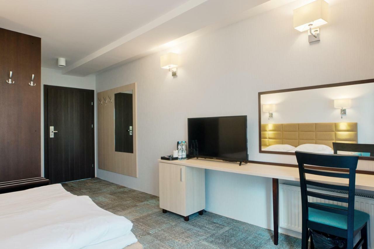 Waterside Resort Darlowko Buitenkant foto